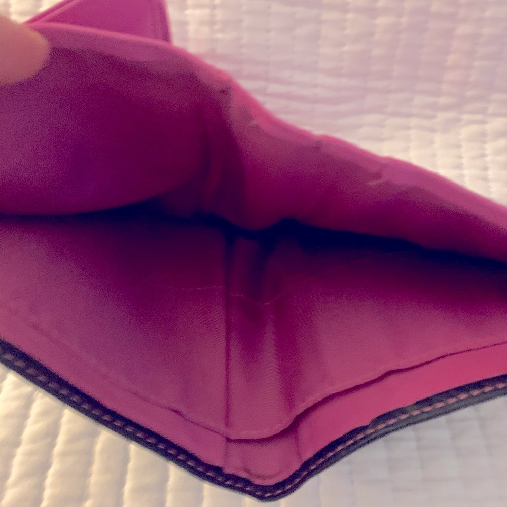 Wallet - Picture 4 of 4